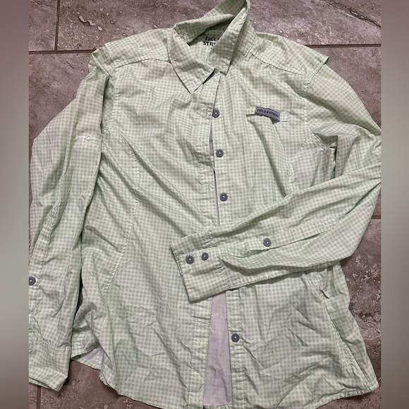 Field & Stream Tops - Field & Stream Womens Latitude Long Sleeve Shirt- Small
